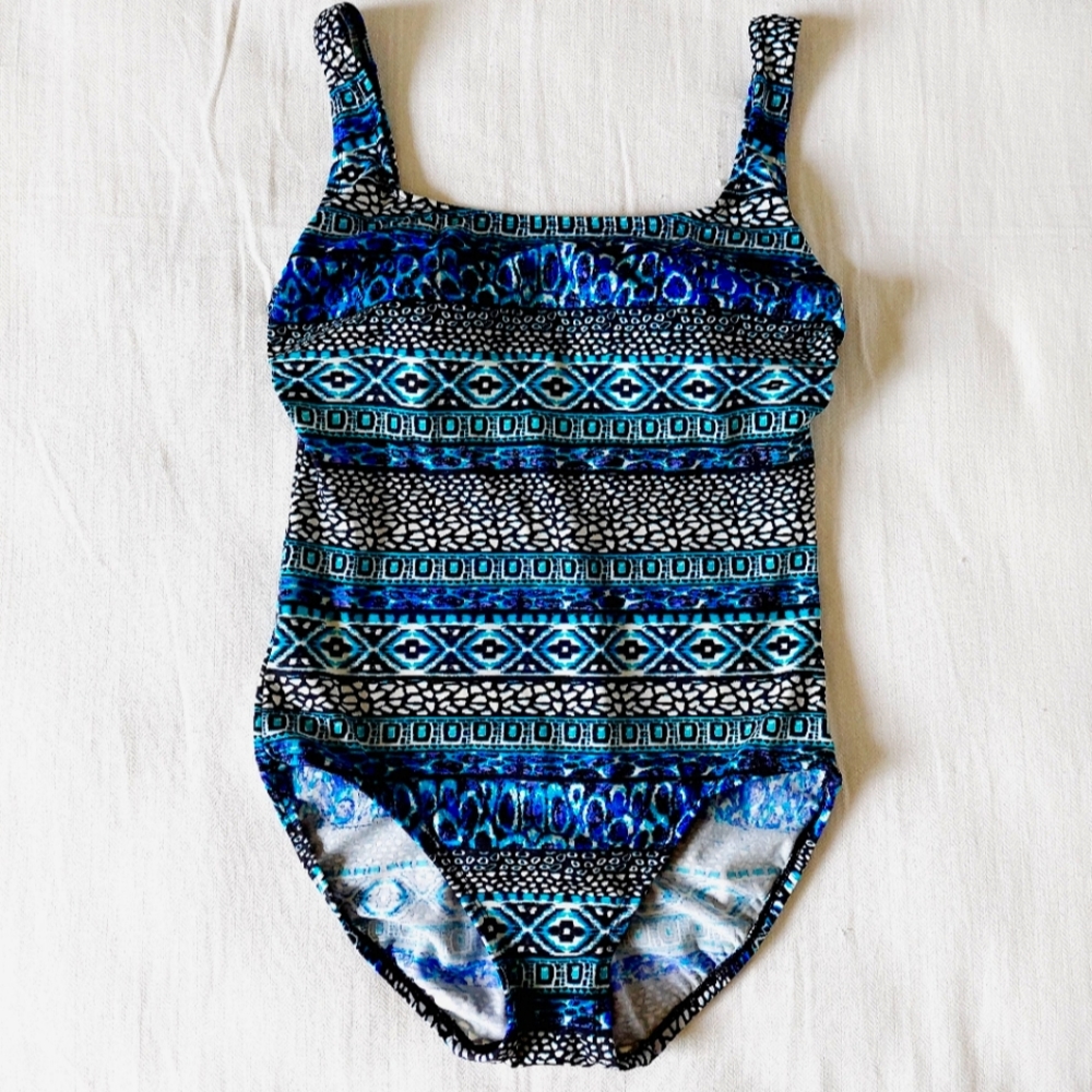 Robby Len One piece swimsuit size 10.